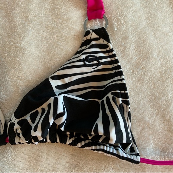 Surface size 7 bikini 👙 - Picture 2 of 7